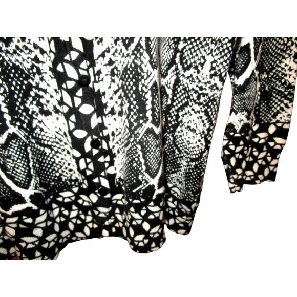 Joseph A. Sweater Cardigan Women's S Silk? Animal Print Button Front Y2K 90s - Picture 3 of 5